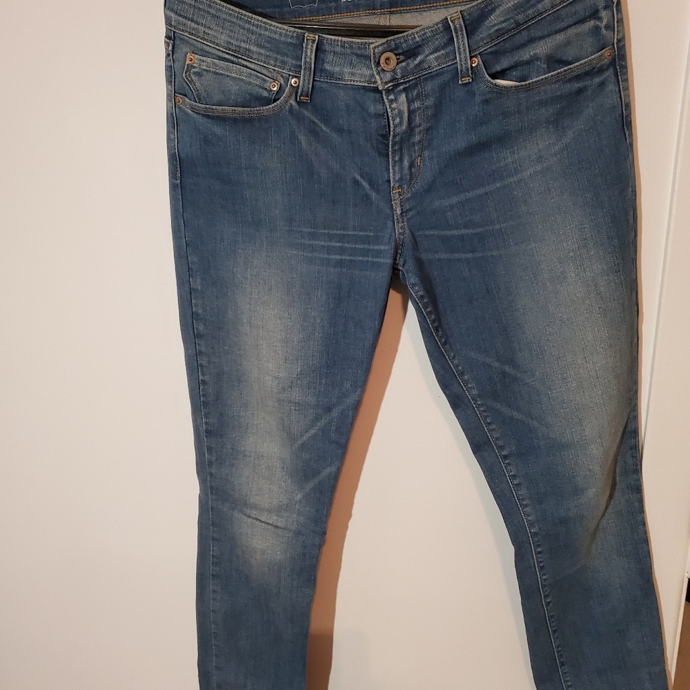 Levis jeans